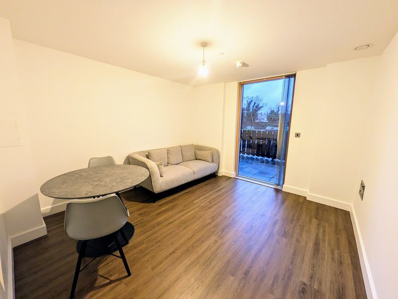 Property photo 2 of 7 Photo 2