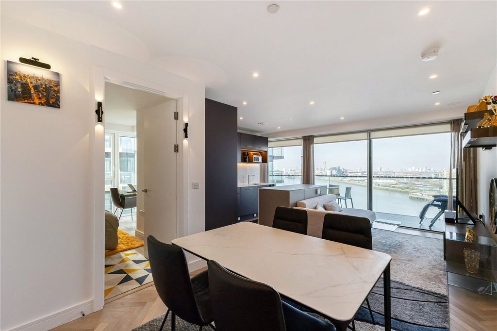 Property photo 2 of 11 Picture No. 01