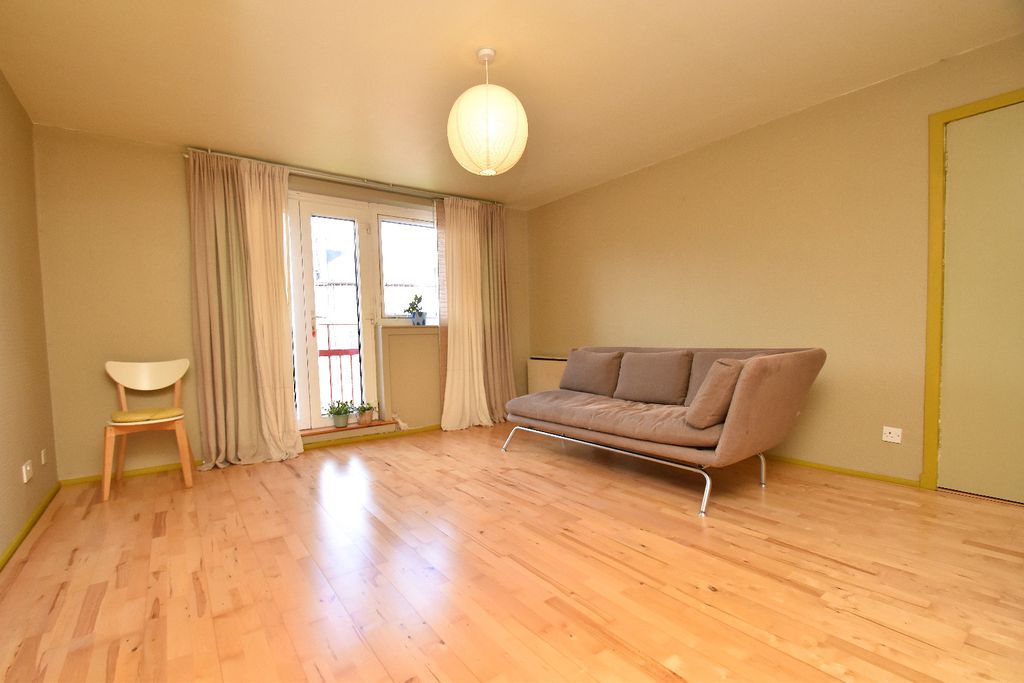 Property photo 3 of 19 5673394