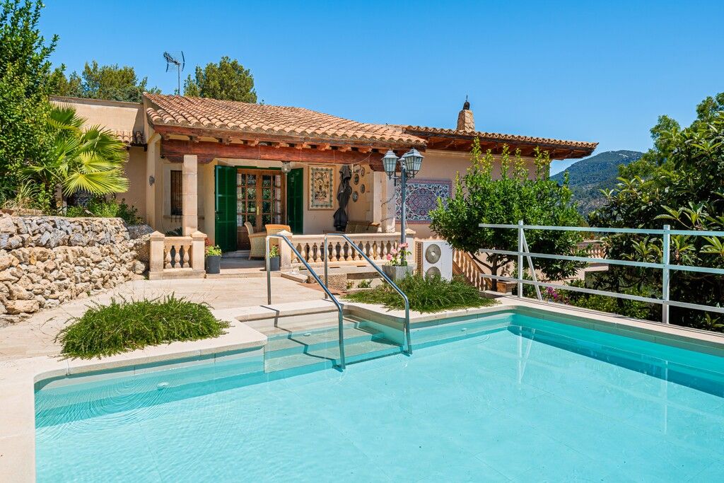 Property photo 2 of 18 Exterior And Pool