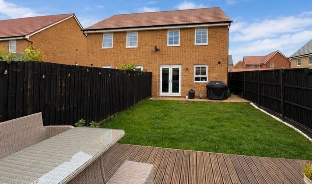 Property photo 2 of 3
