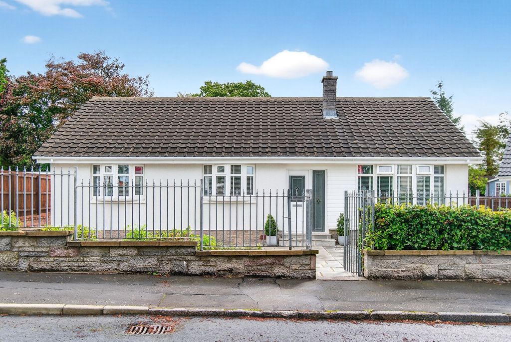 Property photo 1 of 27