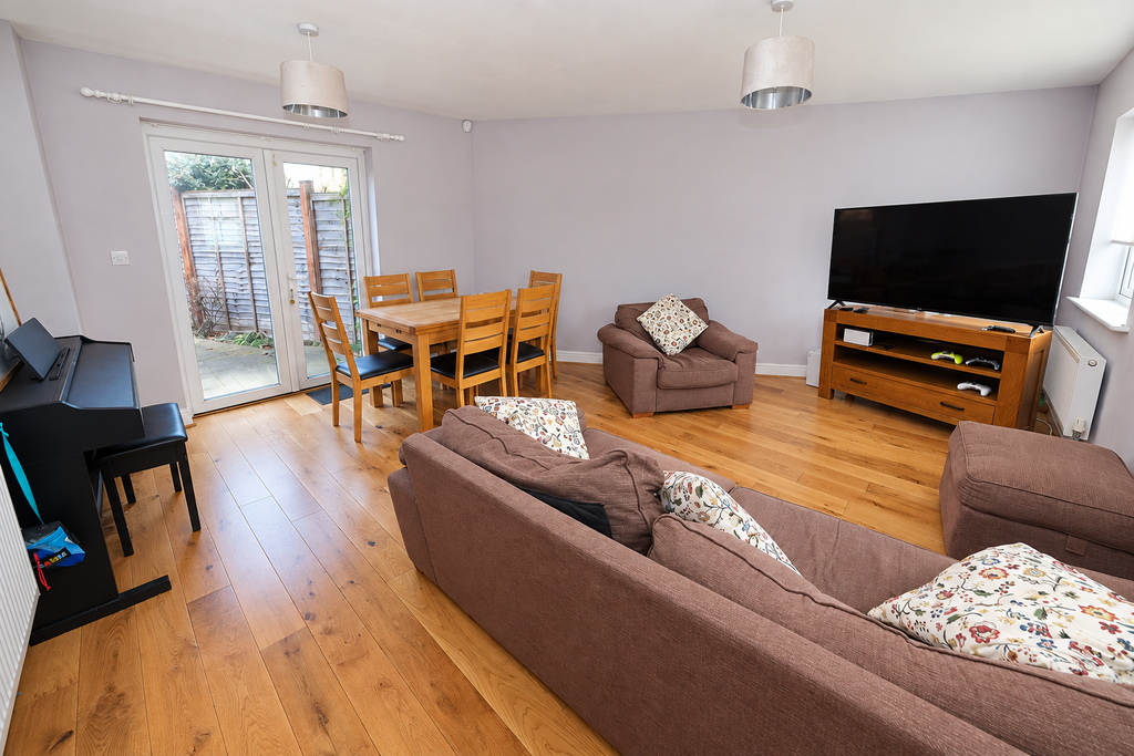 Property photo 2 of 18
