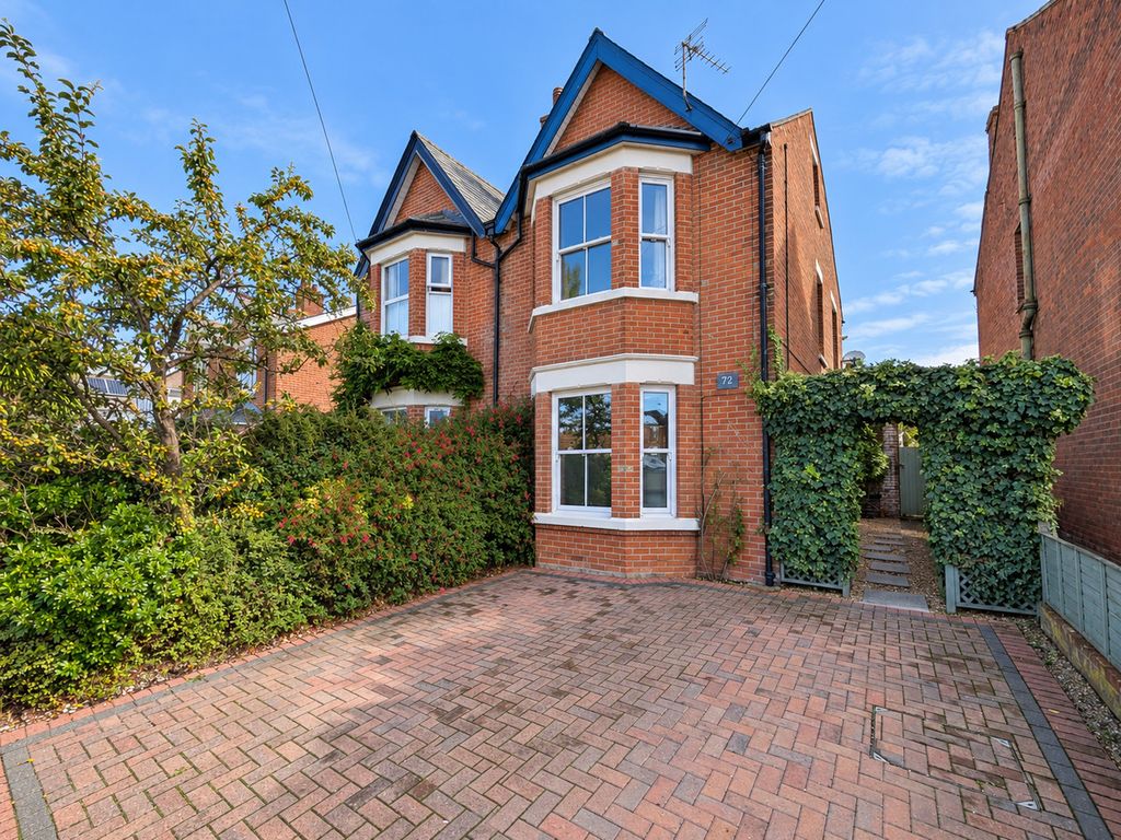 Property photo 1 of 42