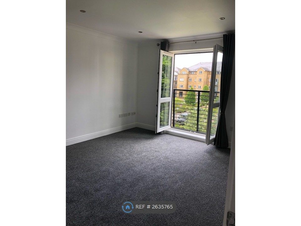 Property photo 3 of 7