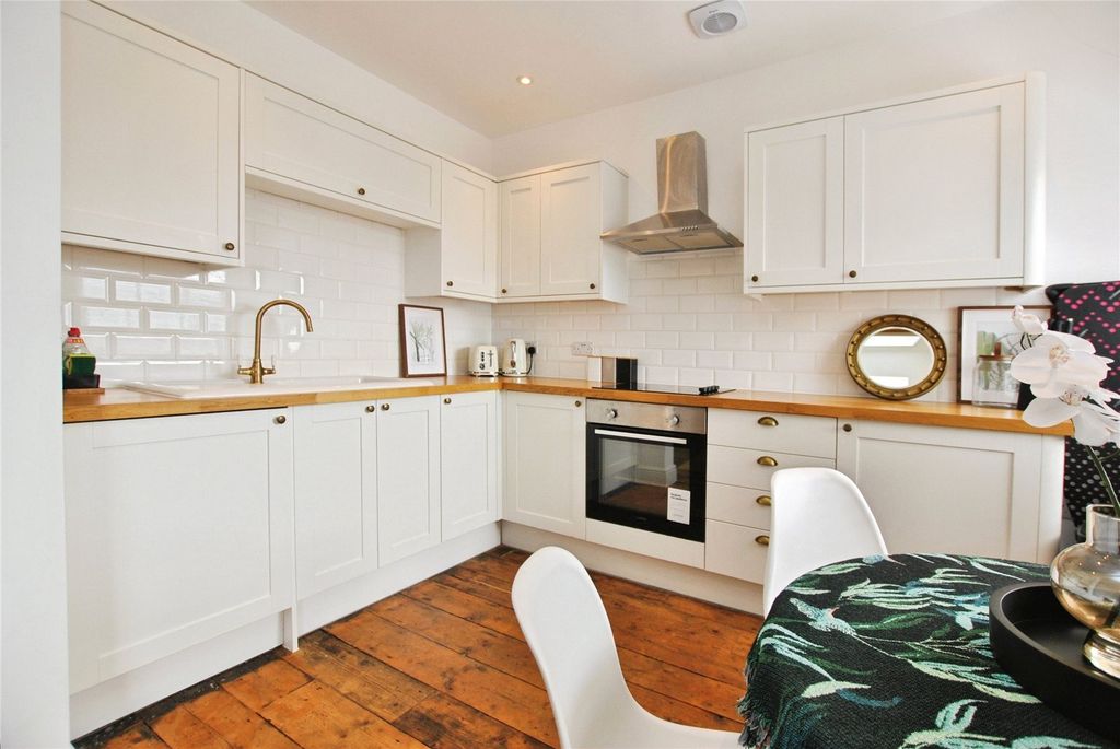 Property photo 2 of 5 Picture No. 01