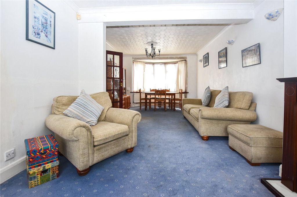 Property photo 2 of 18 Picture No. 04