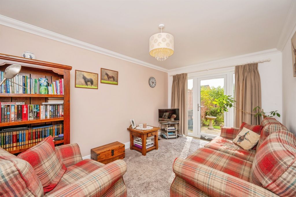 Property photo 3 of 28
