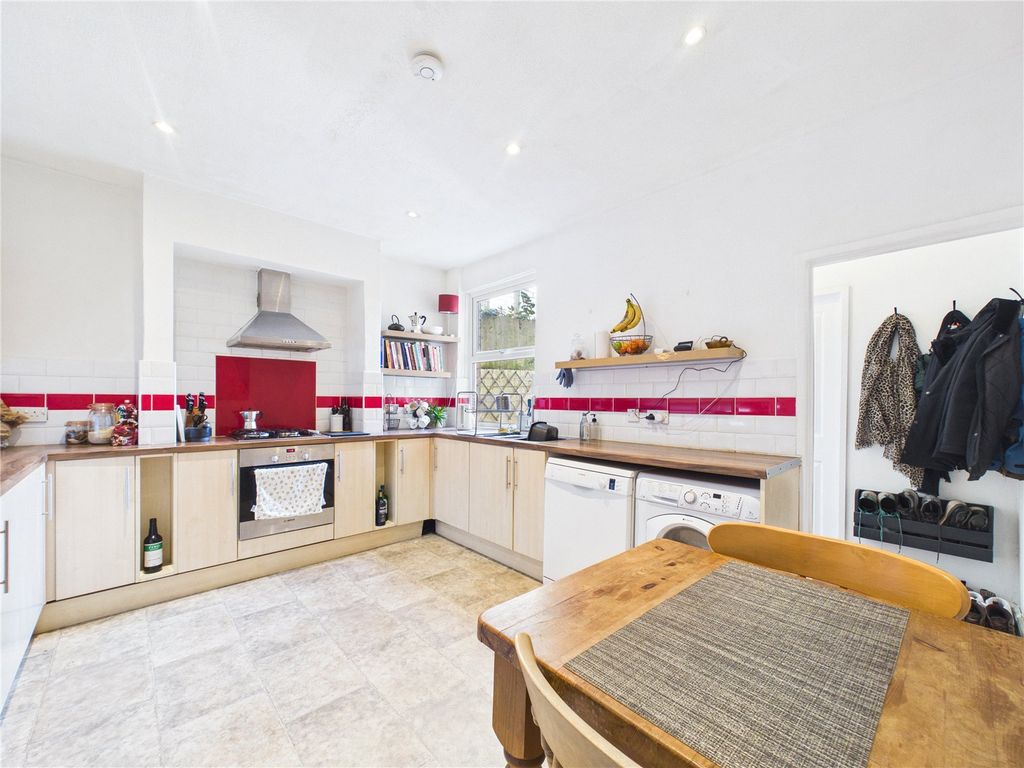 Property photo 3 of 21 Picture No. 04