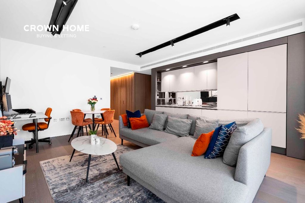 Property photo 3 of 23