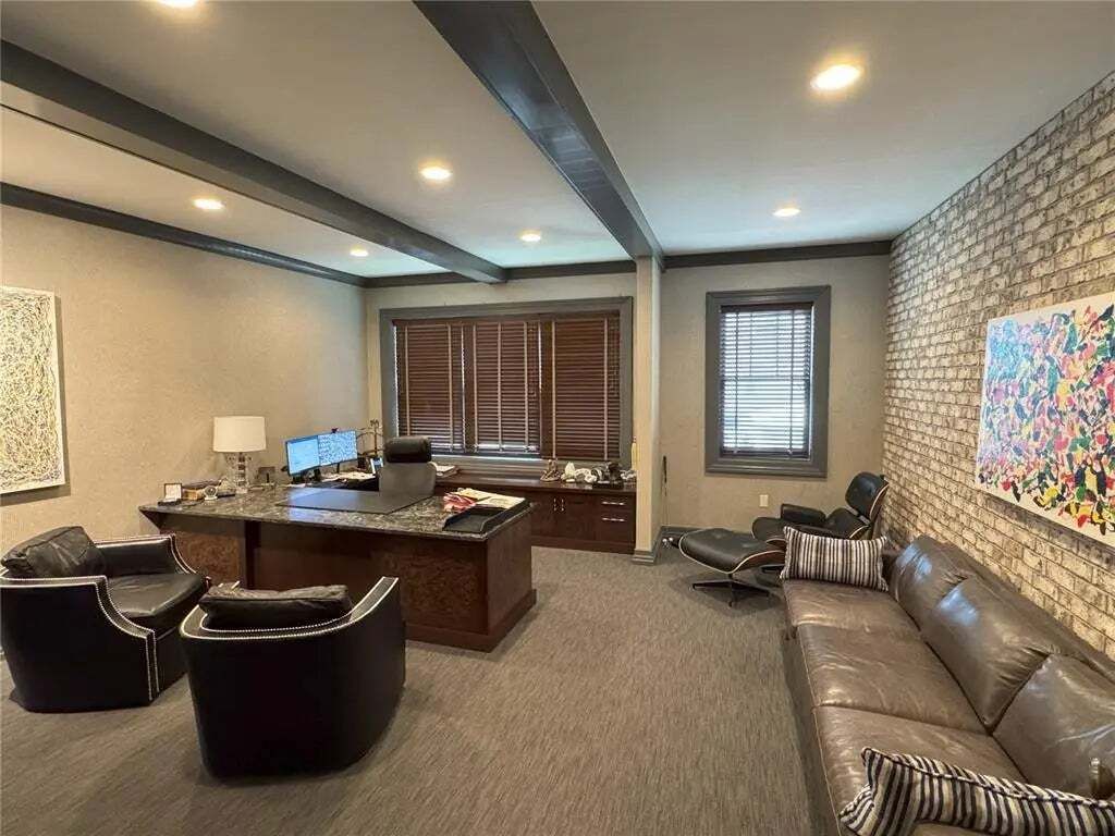 Property photo 2 of 9 <Alttext/>