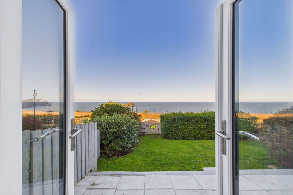 Property photo 1 of 26