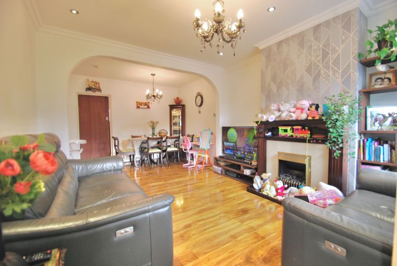 Property photo 3 of 11 Photo 11
