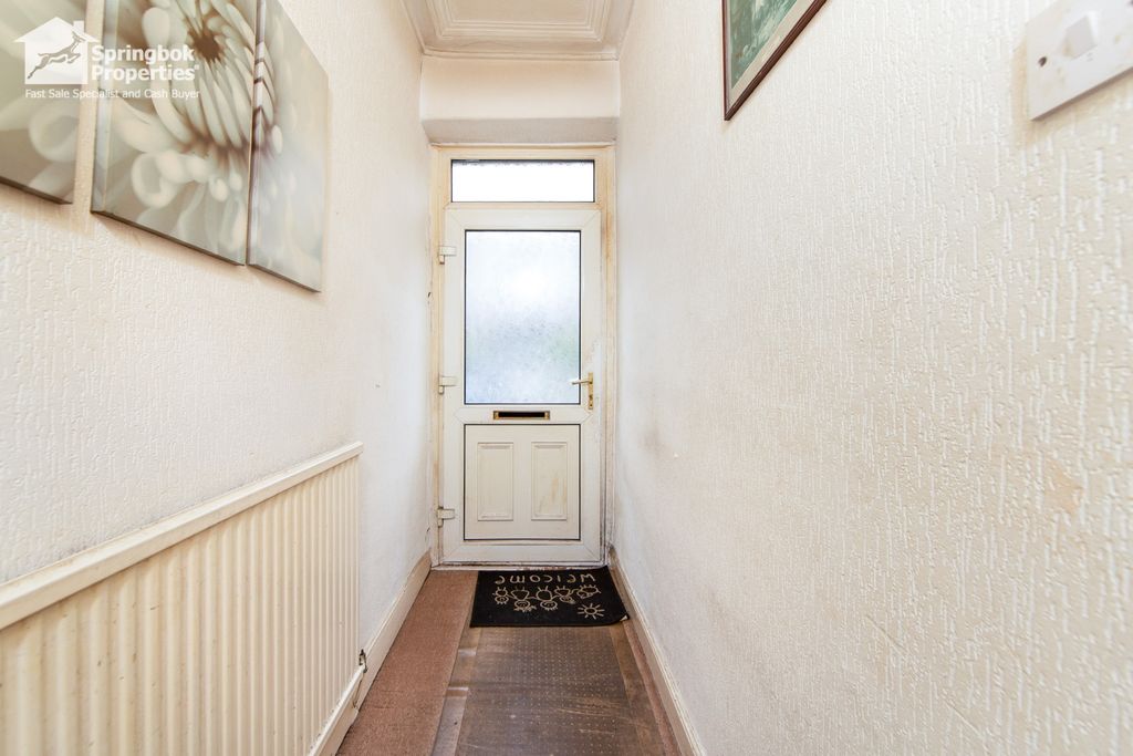 Property photo 2 of 18 Image 1