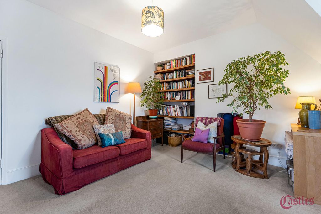 Property photo 2 of 23 Living Room