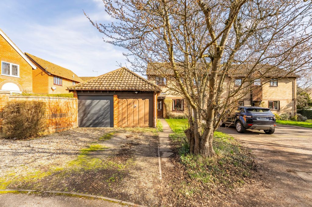 Property photo 1 of 16