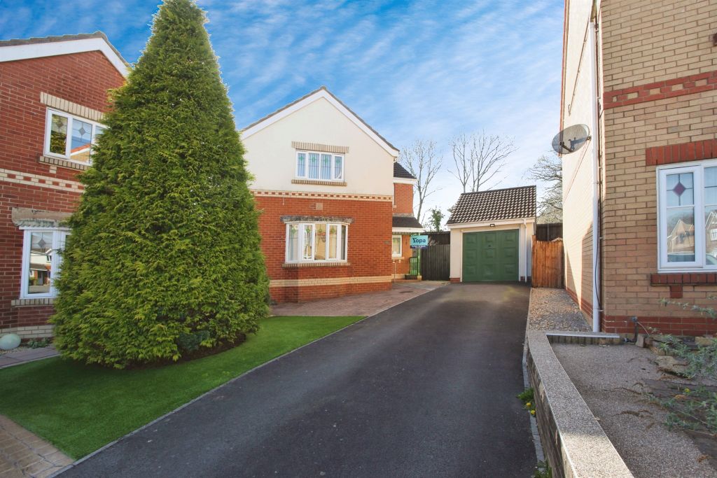 Property photo 1 of 18