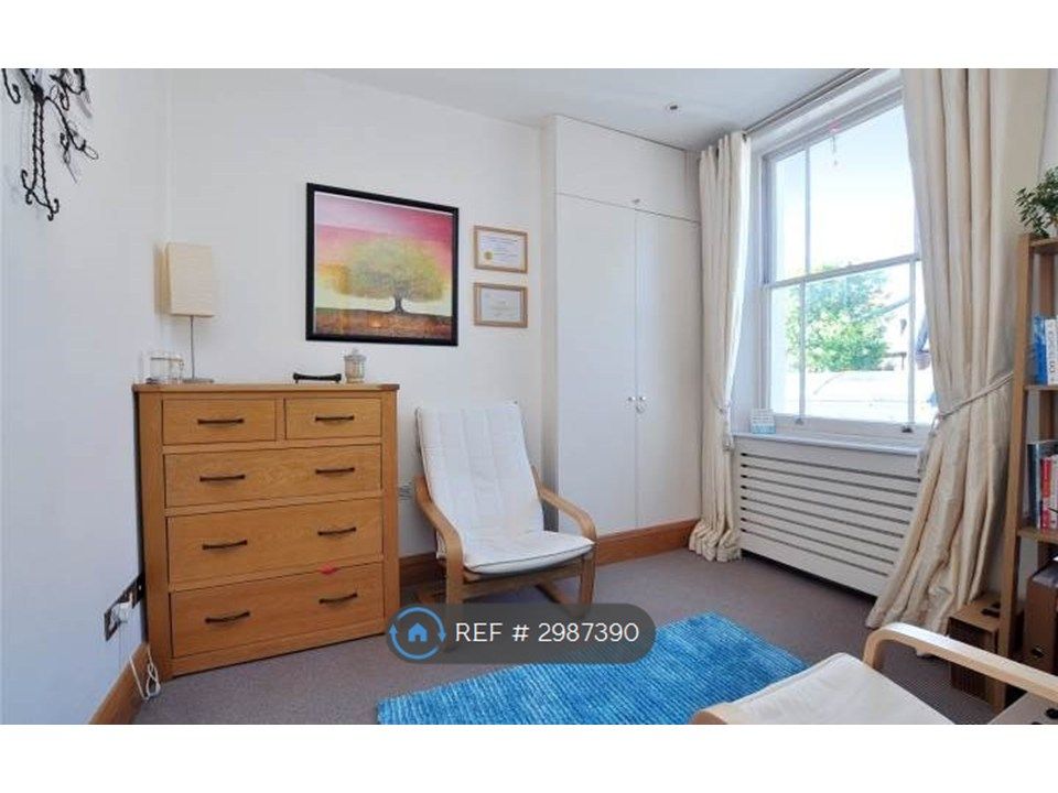 Property photo 3 of 10 Second Bedroom