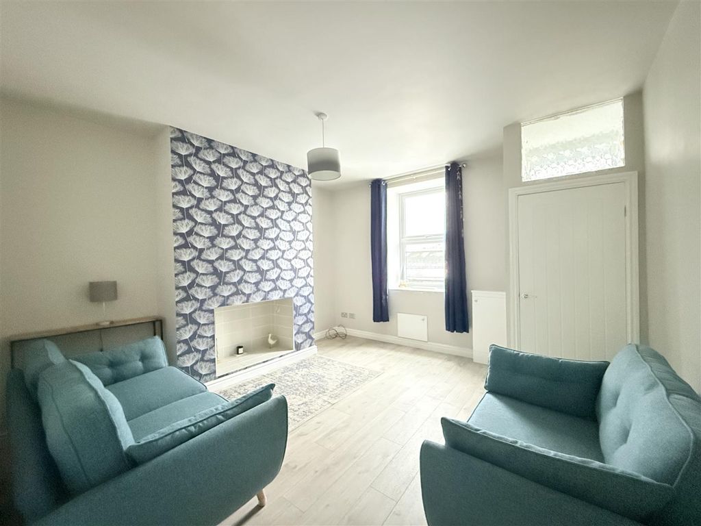 Property photo 2 of 13 Img_0281.Jpeg