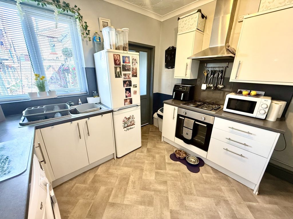 Property photo 3 of 8 Img_4286