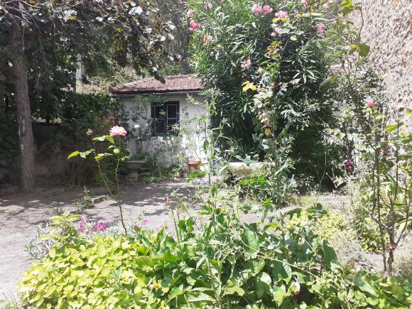 Property photo 3 of 21