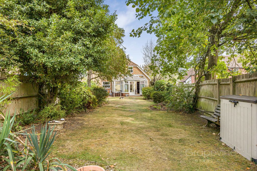 Property photo 2 of 24