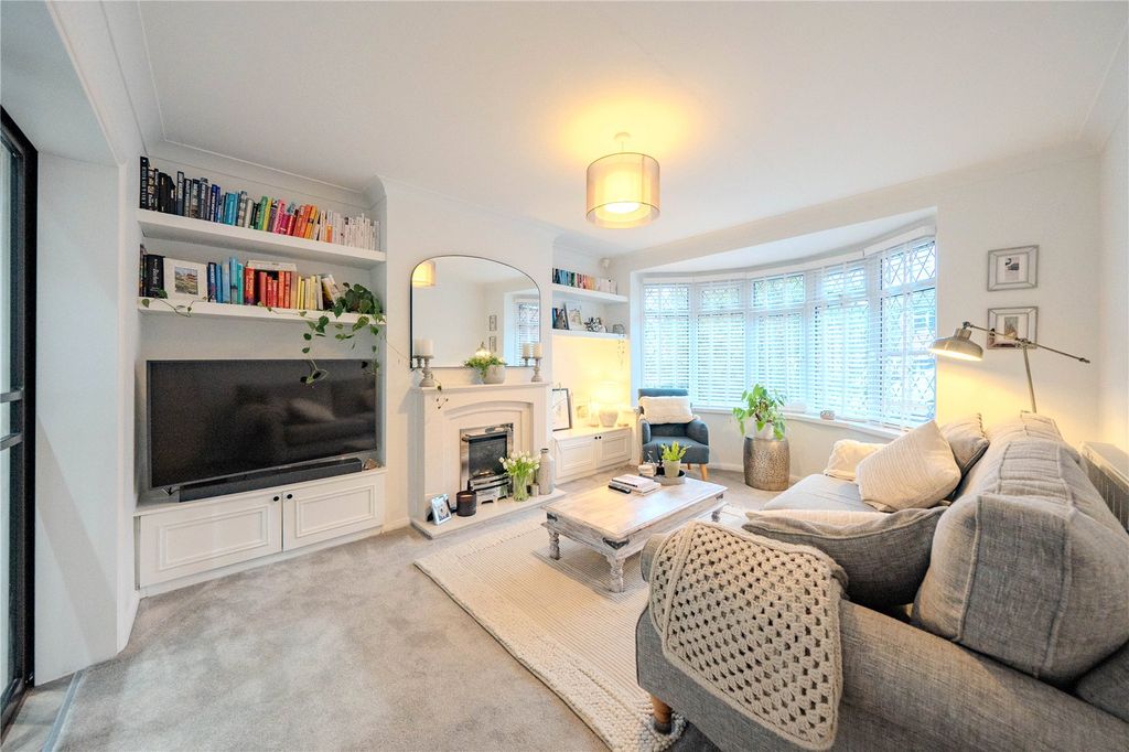 Property photo 3 of 31 Picture No. 19