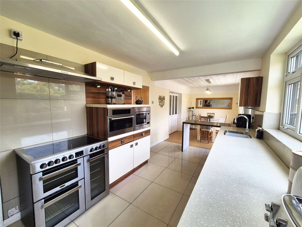 Property photo 3 of 17 Pbox-Img.Jpg