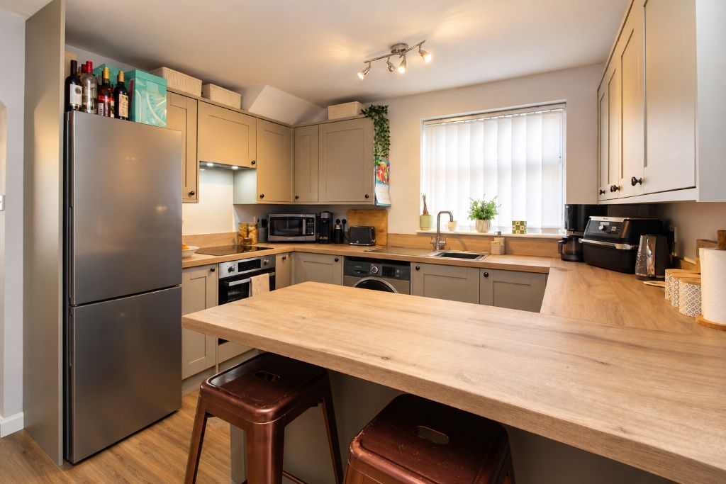 Property photo 3 of 18 Kitchen/Diner