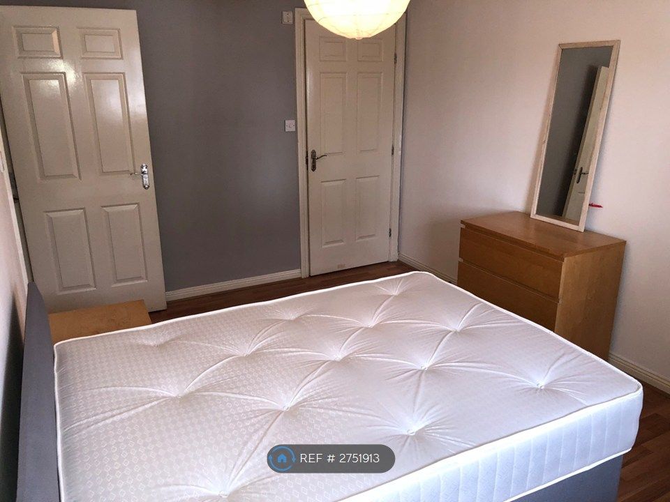 Property photo 3 of 5