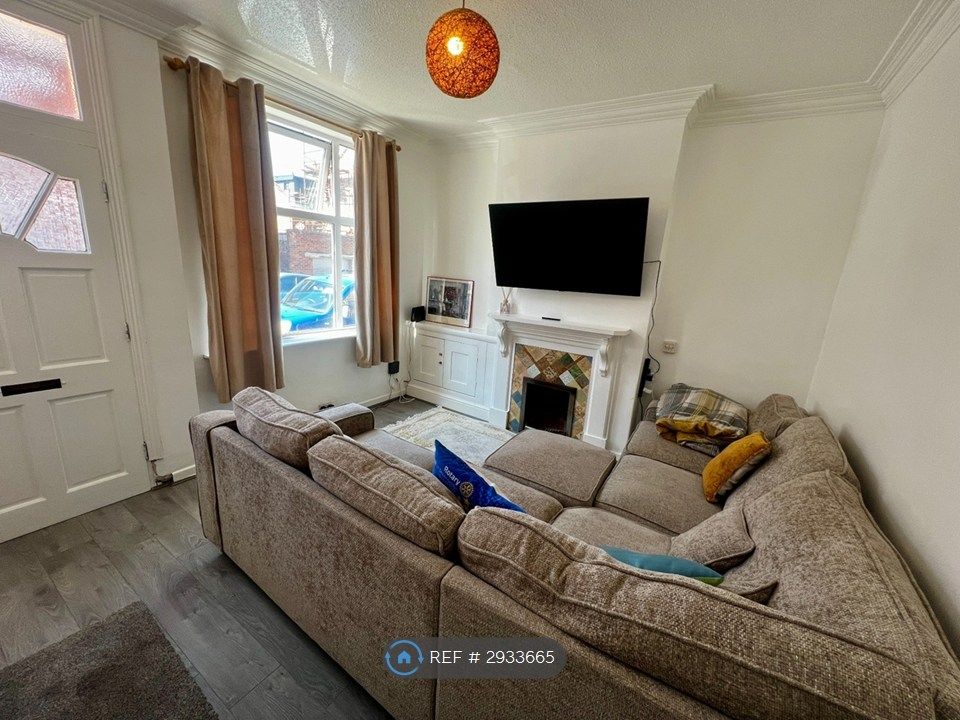 Property photo 3 of 24