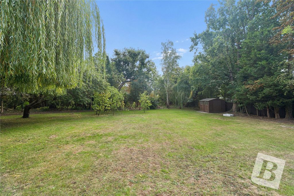 Property photo 2 of 26 Rear Garden