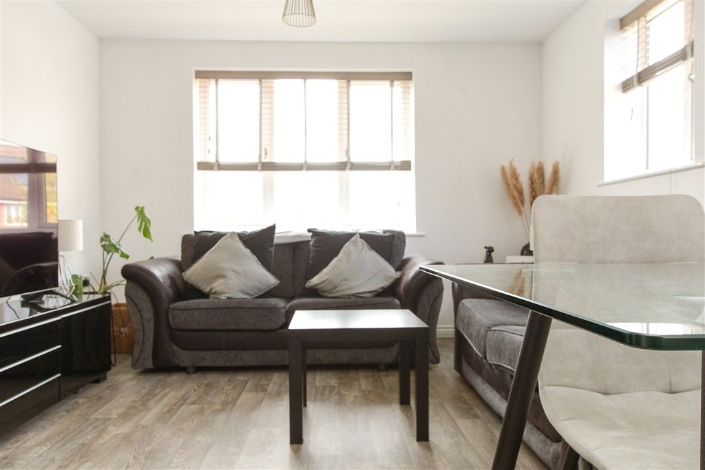 Property photo 3 of 13 Internal Lifestyle Photograph