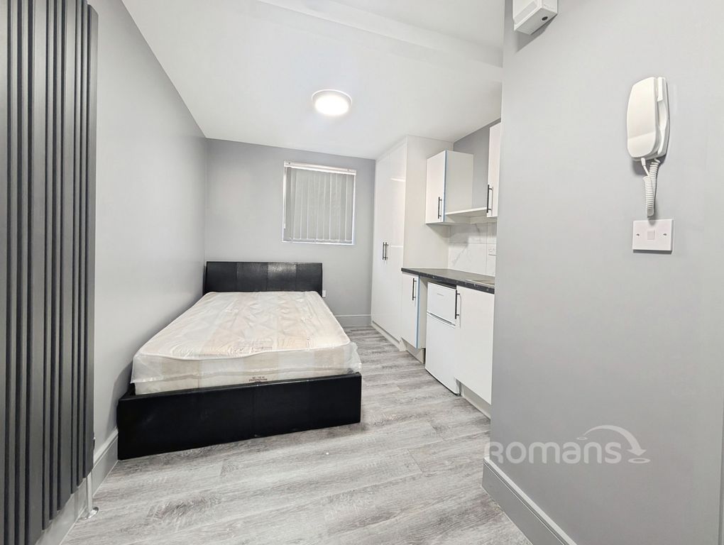 Property photo 3 of 5 Pbox-Img.Jpg