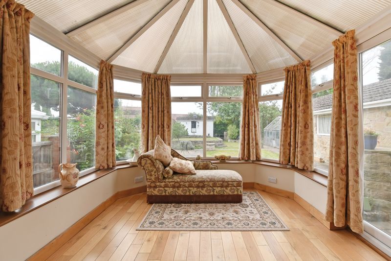 Property photo 3 of 33 Garden Room