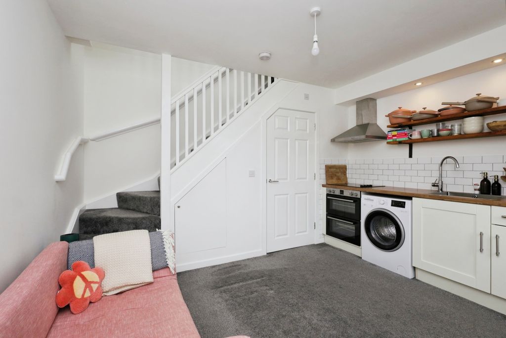 Additional image 5 of 1 bed maisonette for saleStreatfield Road, Heathfield, East Sussex TN21