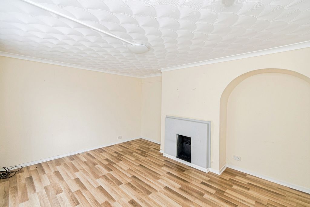 Property photo 3 of 15 Pbox-Img.Jpg