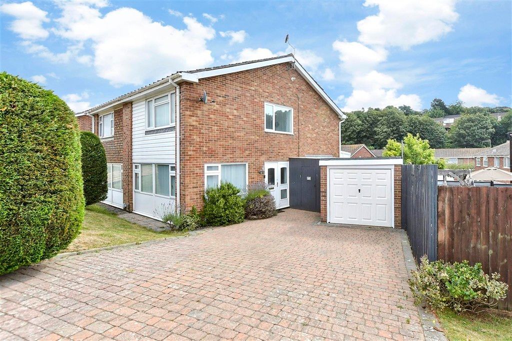 Property photo 2 of 12 External Web