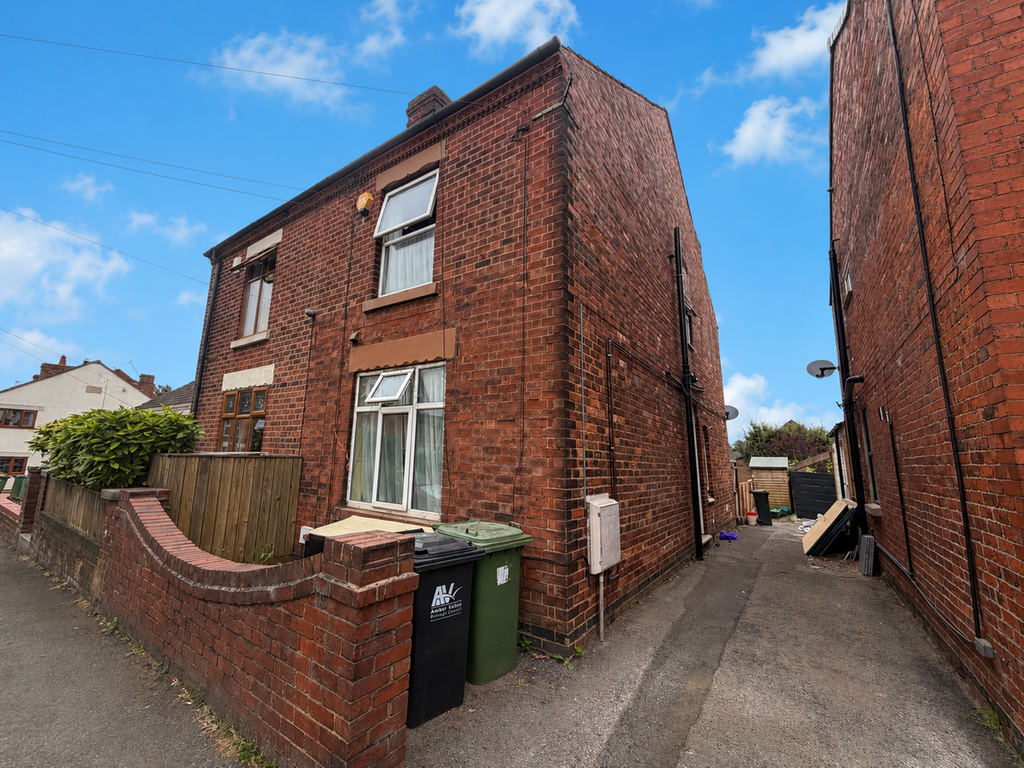 Property photo 1 of 2