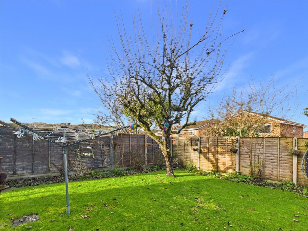 Property photo 3 of 16 Picture No. 22