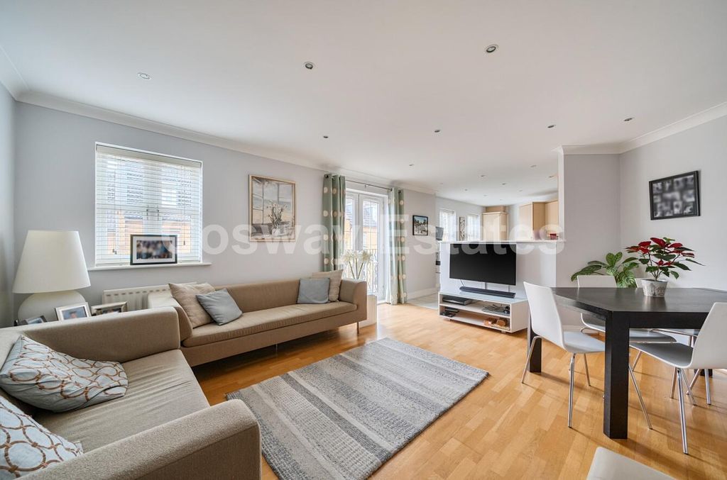 Property photo 2 of 12 d42De010-61Bc-4204-8865-2083Ea228Af4.Jpg