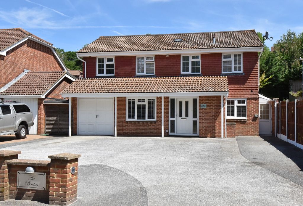 Property photo 1 of 21 5272410