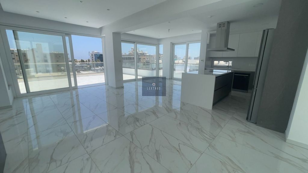 Property photo 1 of 46