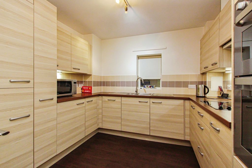 Property photo 3 of 17 Photography