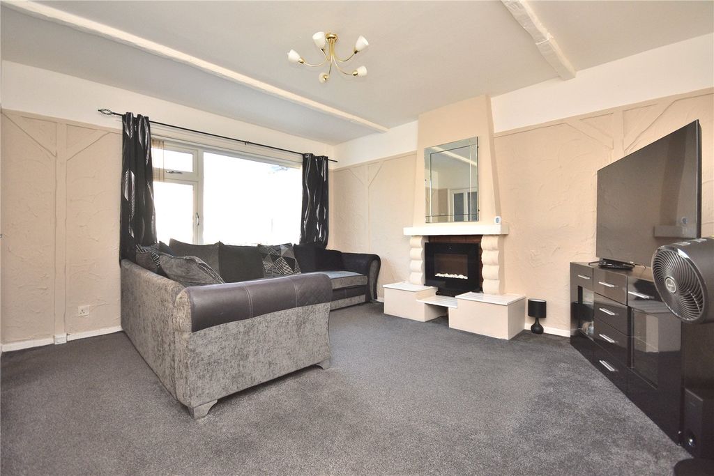 Property photo 2 of 14 Picture No. 29