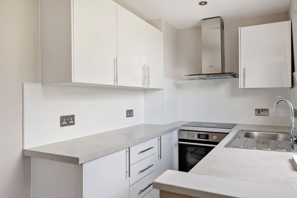 Property photo 2 of 5 280266 (4)