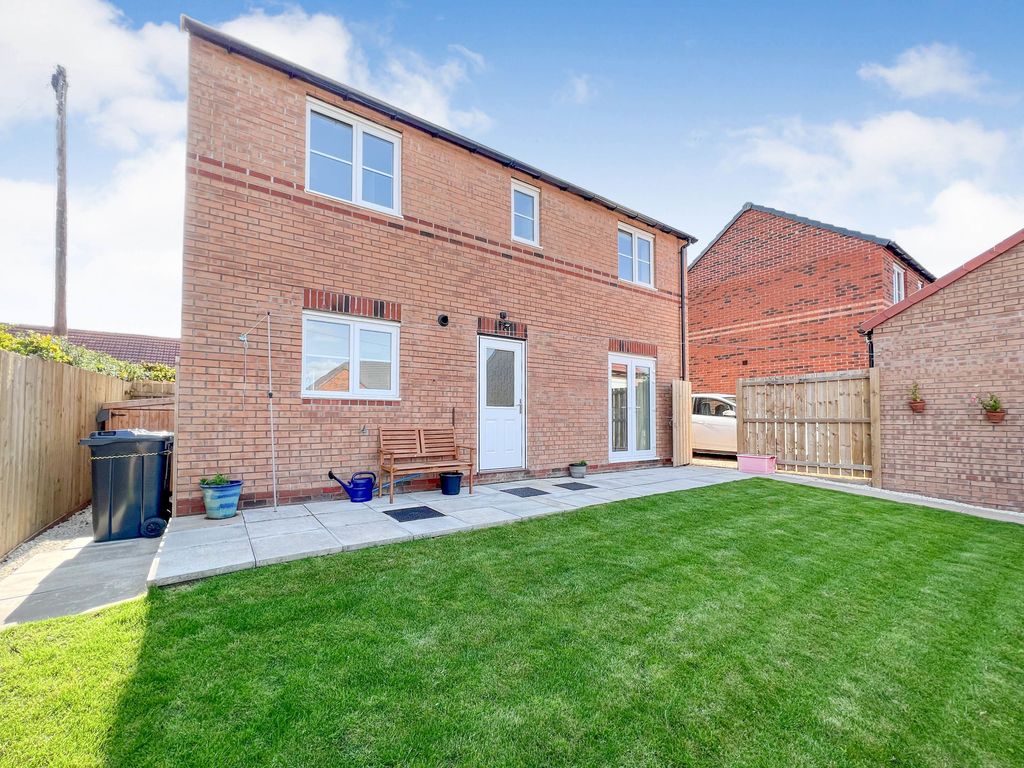 Property photo 3 of 22