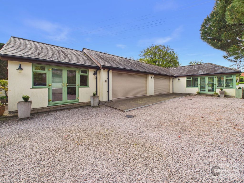 Property photo 3 of 72