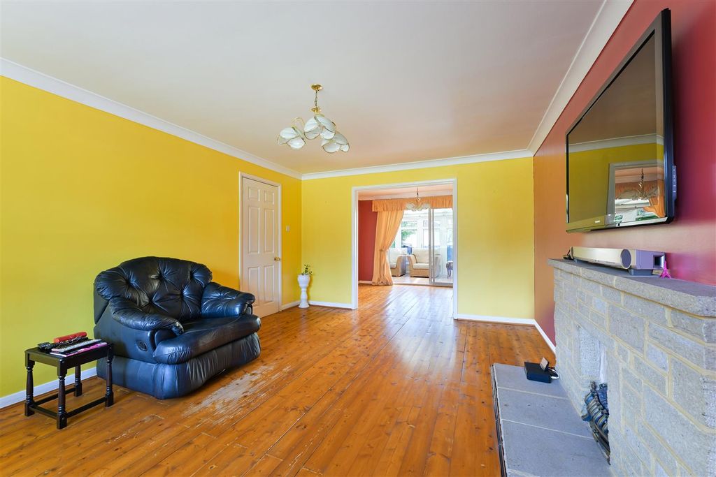 Property photo 2 of 18 The Hayes, (11).Jpg