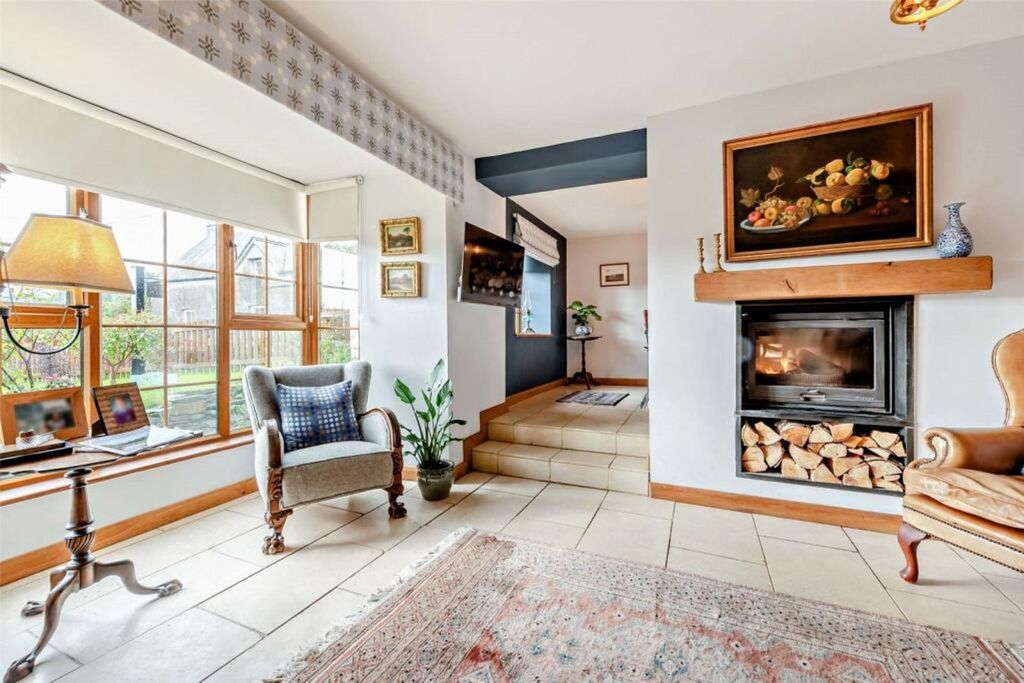 Property photo 1 of 30